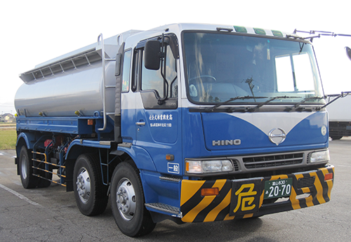 自油ローリー 1台