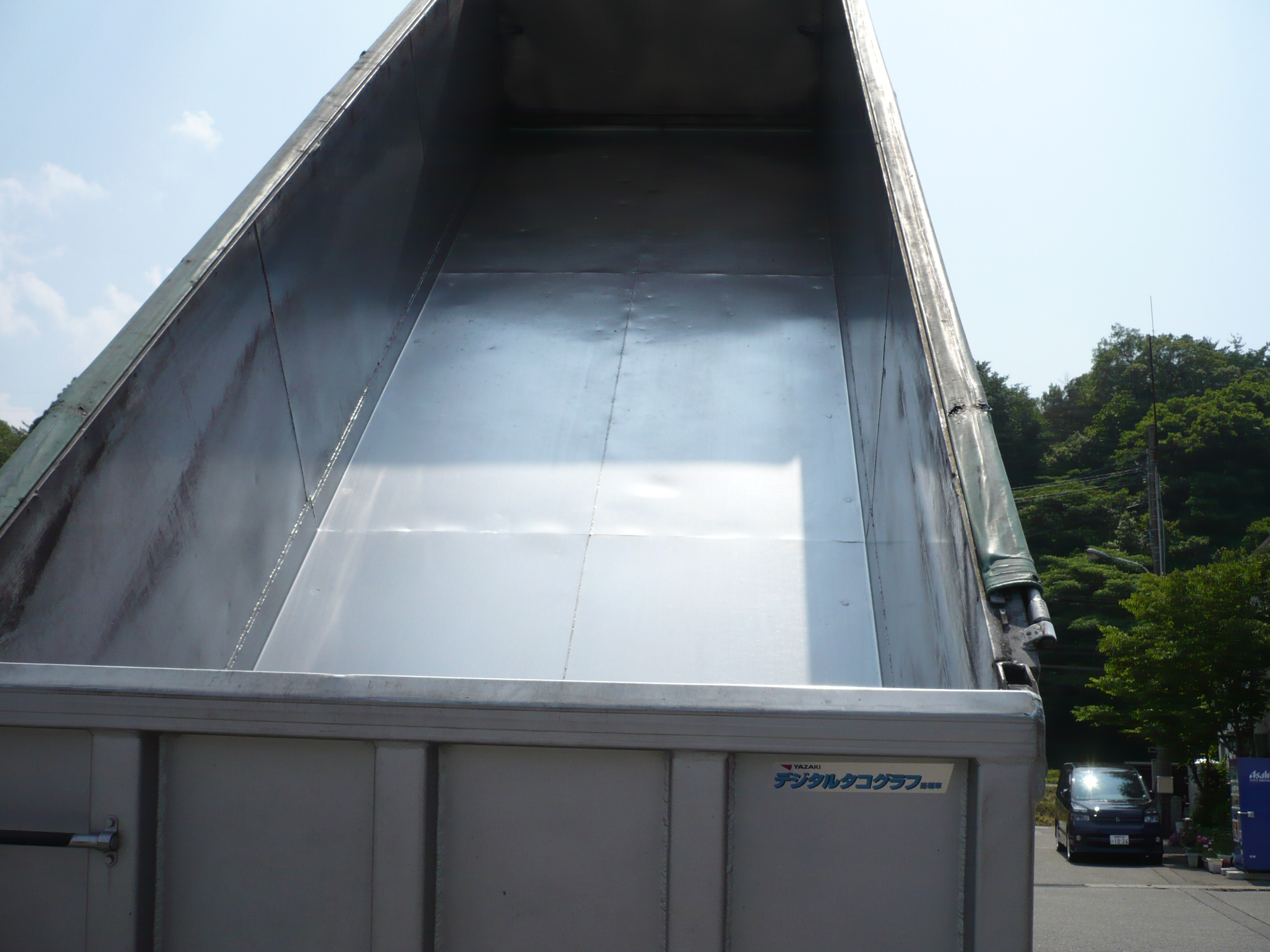 高東興業の運輸事業